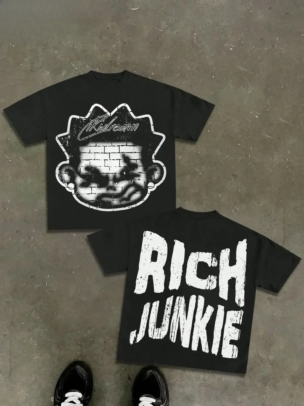 Rich Junkie Vintage Graphic T-Shirt with Cartoon Face Bricks Print, Two-Sided Trendy Streetwear Oversized Relaxed Fit Unisex Casual Tee