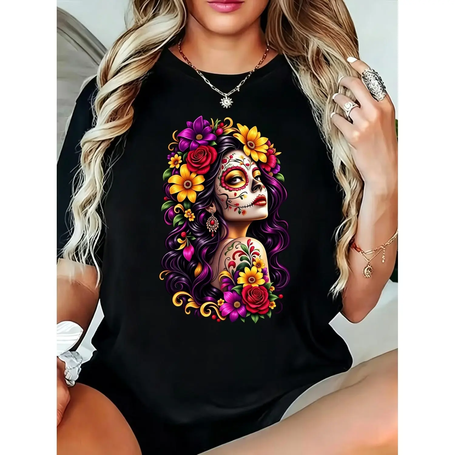 Sugar Skull Woman Day of the Dead Graphic Tee, Floral Catrina Skull Art Colorful Gothic Rose Design Dia de los Muertos Unisex Cotton T-Shirt