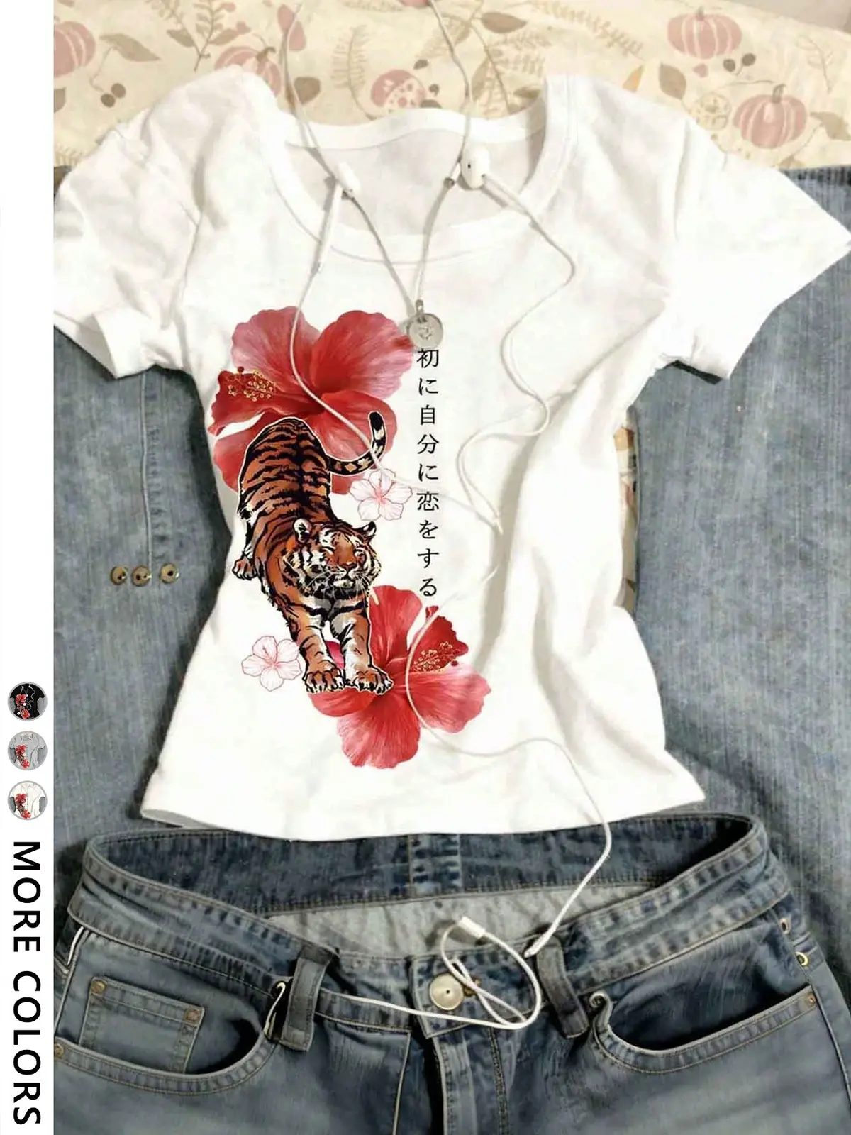 Tiger and Red Hibiscus Flower Japanese Text Print Women's Graphic Tee, Vintage Asian Style Animal Fitted T-Shirt, Summer Casual Daily Top