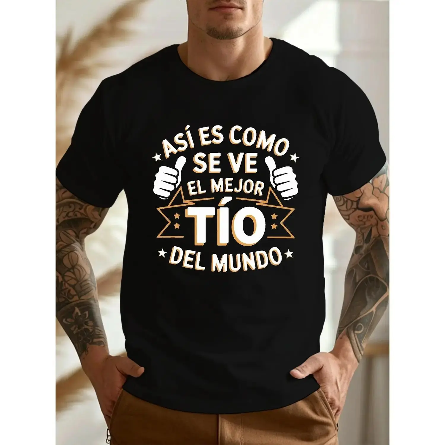 Asi Es Como Se Ve El Mejor Tio Del Mundo Best Uncle in the World Spanish Graphic Tee, Thumbs Up Stars Unisex T-Shirt Hoodie Sweatshirt