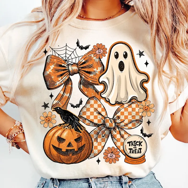 Vintage Halloween Ghost Coquette Bow Tee, Spooky Season Floral Fall Pumpkin Retro Checkered Witchy Vibes Graphic Unisex Crewneck T-Shirt